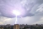 Мощни бури удрят България, чакат ни страшни дни