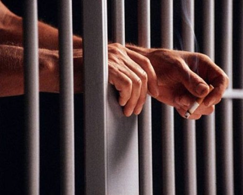 ЗА КОКОШКА НЯМА ПРОШКА! 41-годишен мъж от Кюстендил е осъден за 33-ти път заради две кражби на уиски от хранителен магазин