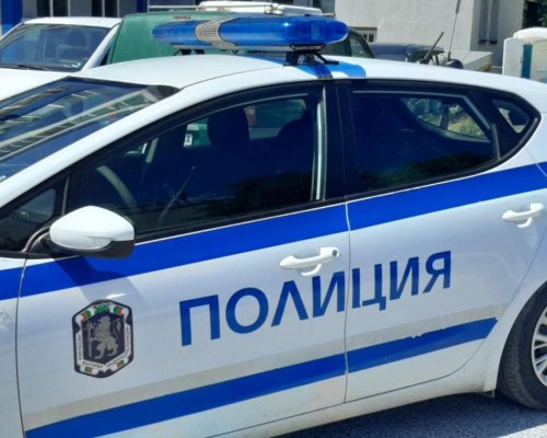 Разследват кражба на златни накити от незаключена къща в село Буково