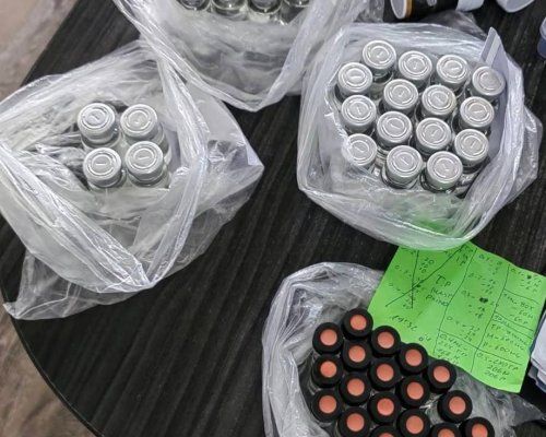 Разкрита е нелегална лаборатория за производство на хормонални препарати в Пирдоп
