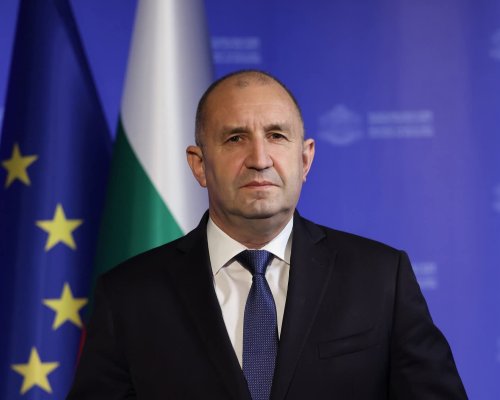 Радев: Пускаме денонощна линия за сигнали за корупция и злоупотреби