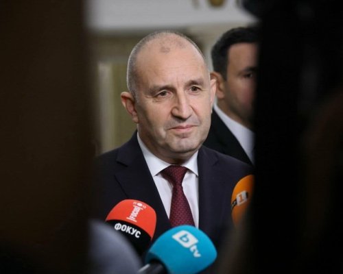 Първият бюджет на кбинета РАДЕВ върна България в тежкия политически дневник